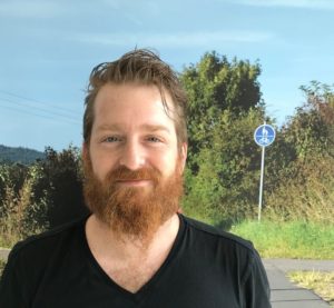 • Man schafft dieselbe Runde in deutlich weniger Zeit <br>• Hobbies sind Biken und Gitarre spielen